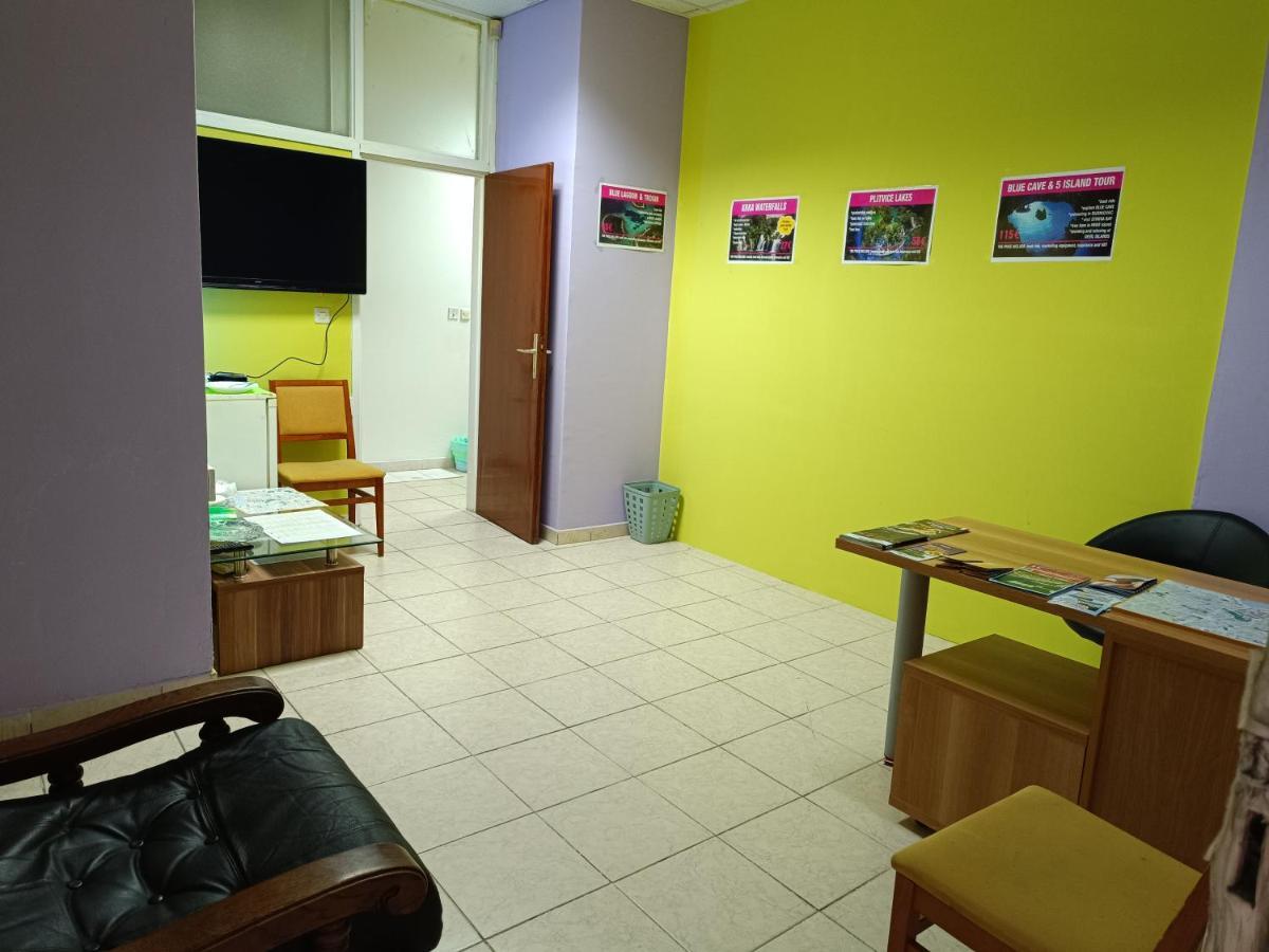 Hostel Party สปลิท ภายนอก รูปภาพ